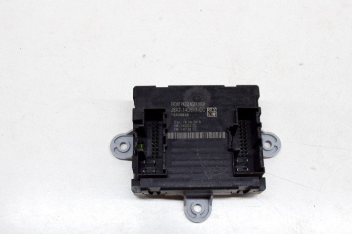 Modul de control ușă st&acirc;nga față LAND ROVER RANGE ROVER VELAR L560 2019 OEM: J8A2-14D617-CC 13975224