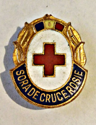 INSIGNA SORA DE CRUCE ROSIE MEDICINA ( CITITI DESCRIEREA ) foto
