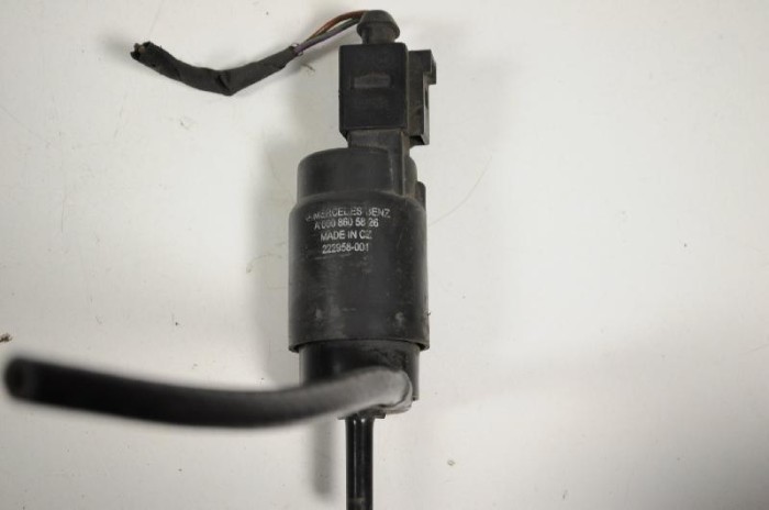 Motor rezervor lichid de parbriz MERCEDES-BENZ SPRINTER 3-t Minibus / passenger 906 2006 OEM: A0008605826 3576080