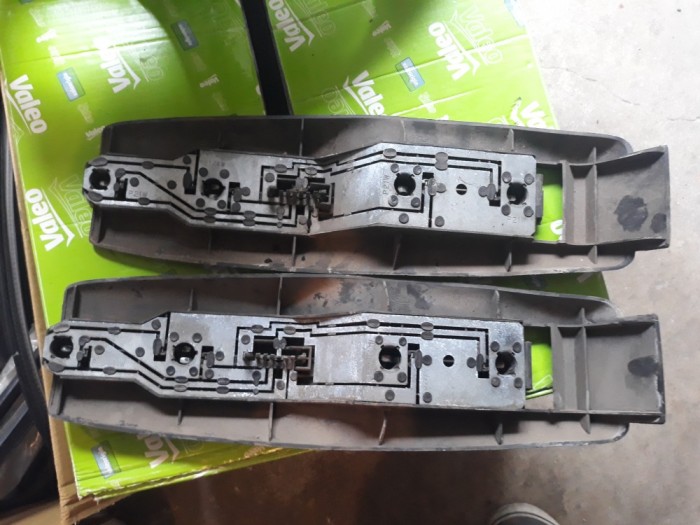 Socluri becuri stop Ford Sierra