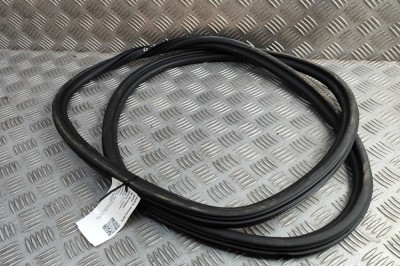 Garnitura ușă dreapta spate AUDI A6 Avant 4G5, C7, 4GD 2017 OEM: 4G9839911A | 31978567 foto