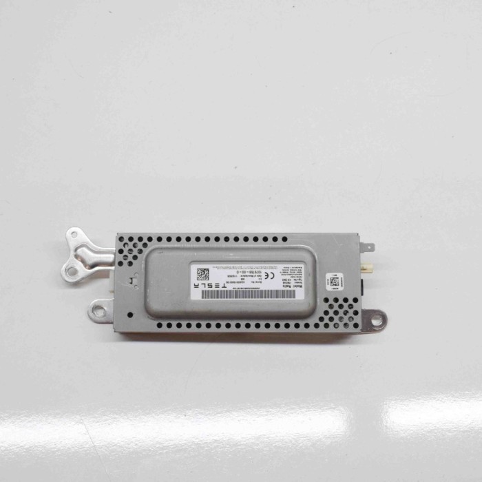 Alt modul de control TESLA MODEL 3 2020 OEM: 1079755-00-D 15356678