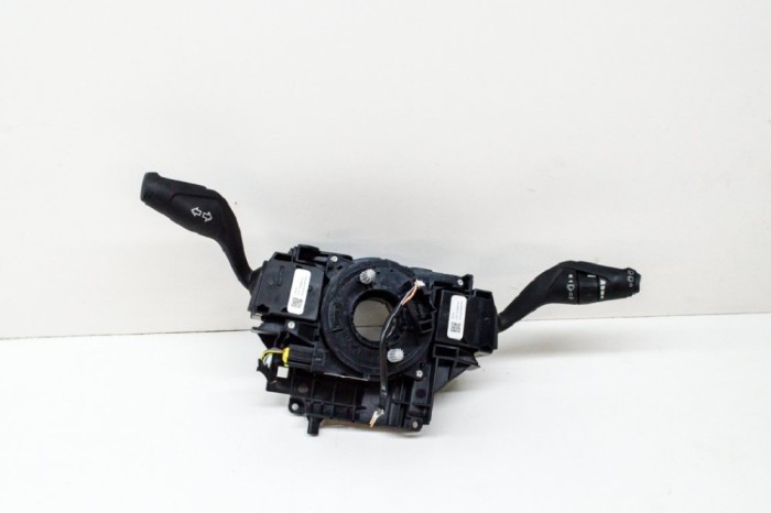 Maneta semnalizare ștergătoare FORD FOCUS III 2013 OEM: AV6T-17A553-AC,AV6T-13335-AC,BV6T-13N064-AG | 11686800