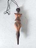 Figurină ceramică inspirată de cultura Cucuteni &ndash; Zeiță a fertilității &ndash; 20 cm