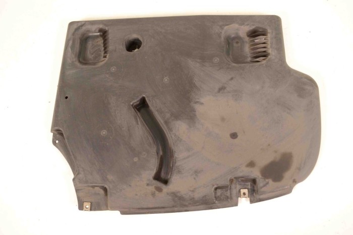 Scut motor dreapta spate MERCEDES-BENZ E W213 2016 OEM: A2136900207