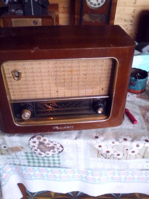 Radio vechi pe lampi Potsdam W An 1956-1958 Fabricat in DDR foto