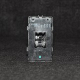 Buton geam ușă dreapta spate OPEL MERIVA B 2011 OEM: 13301888 1557255
