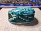 Scarabeu vintage ceramica albastra