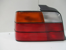 Stop stanga spate Bmw Seria 3 E36 Sedan an 1990 1991 1992 1993 1994 1995 1996 cod 1387045 foto