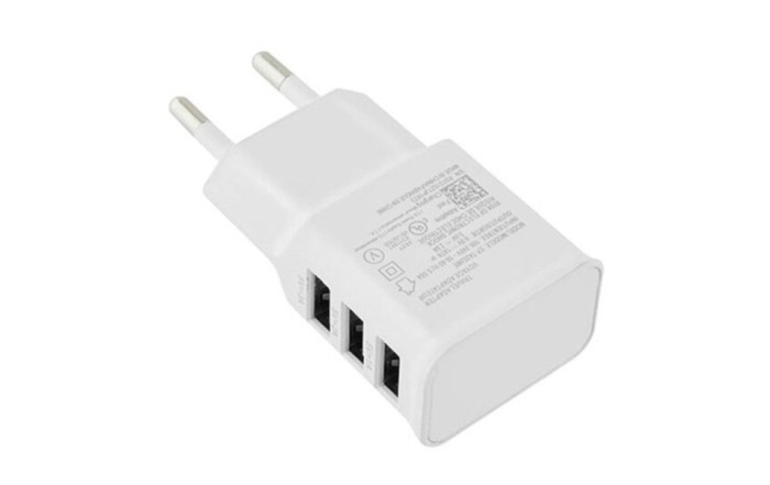 Network charger Lamtech, 2.1A, 3xUSB,Wh