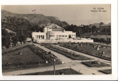 CPI B 10907 CARTE POSTALA - TARGU OCNA. VEDERE DIN PARC, RPR foto