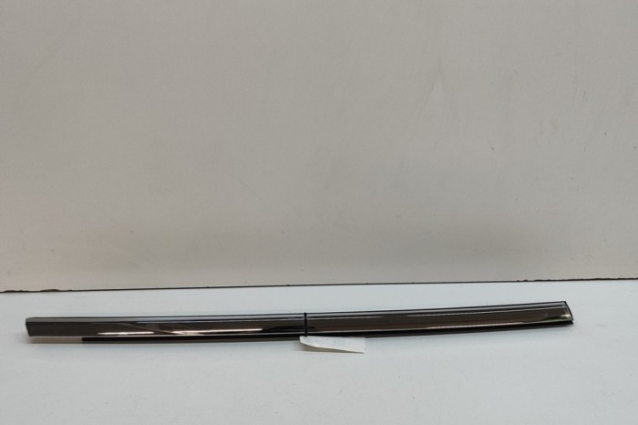 Chedar geam ușă dreapta față TESLA MODEL S 2018 OEM: 1080682-00-D | 31873322
