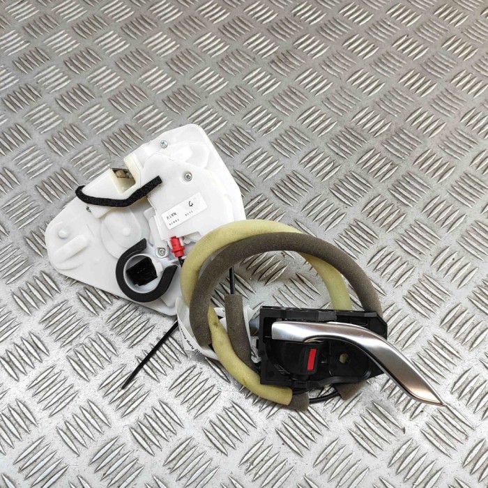 &Icirc;ncuietoare ușă dreapta față MAZDA MX-5 IV ND 2022 OEM: NA1V-58-310A 32051769