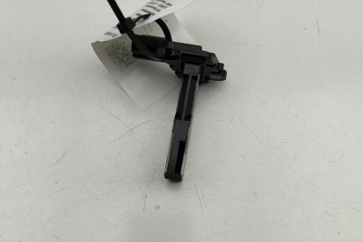 Debitmetru de aer TOYOTA YARIS CROSS MXP_ 2024 OEM: 22204-F2010,AFH70M-133 | 31546784 foto