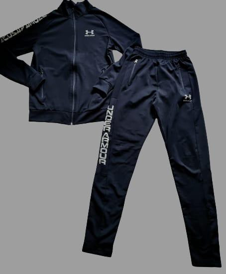 TRENINGURI UNIVERSALE , UNDER ARMOUR, MATERIAL POLIESTER, CALITATE SUPERIOARA