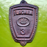 D641-Reclama veche Soba Flacara metal masiv stare buna 17/12 cm.