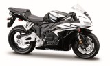 MAISTO MOTOCICLETA METALICA CU STAND HONDA CBR 1000 RR SCARA 1 LA 18 SuperHeroes ToysZone