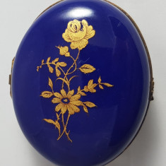 Mica caseta veche de bijuterii portelan Bleu de Sevres made in France superba !