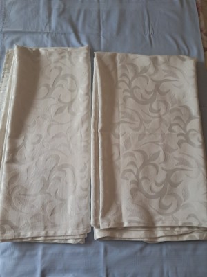 2 Draperii albe foto