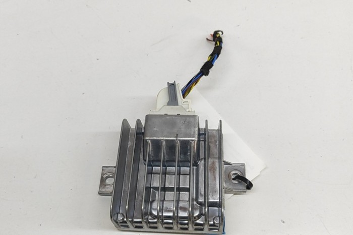 Amplificator de sunet MERCEDES-BENZ GLE W167 2022 OEM: A2439008400,A2239016802,A2439026200 29501621