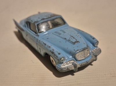 Studebacker Golden Hawk - Corgi foto