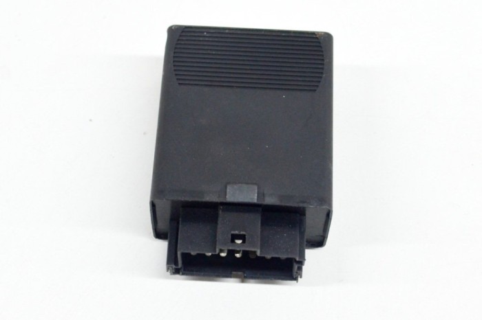 Releu MERCEDES-BENZ VITO Minibus / passenger 638 2000 OEM: A0165452632,05014110 14315650