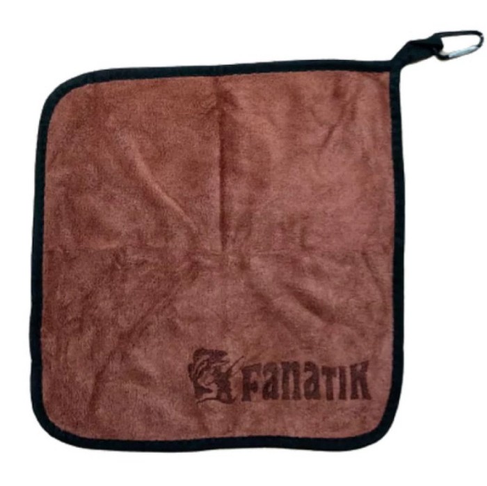 Prosop Fanatik cu agrafa