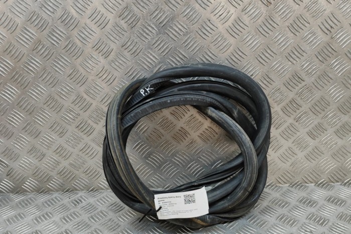 Garnitura ușă st&acirc;nga față VW CADDY IV Furgon SAA, SAH 2017 OEM: 2K0837911H | 26682110