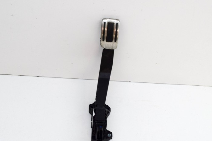 Pedala de accelerație PEUGEOT 208 II UB_, UP_, UW_, UJ_ 2020 OEM: 9827704480,6PV013524 21403262
