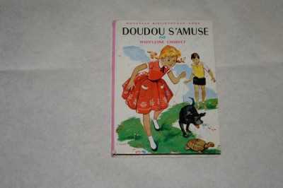 Doudou s&amp;#039;amuse - Madeleine Charvet - Hachette - 1959 foto