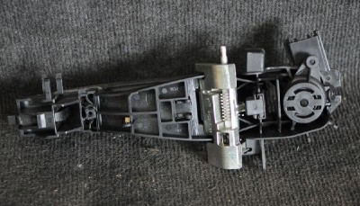M&amp;acirc;ner exterior ușă st&amp;acirc;nga față LAND ROVER RANGE ROVER SPORT L320 2007 OEM: FPH500225 1907205 foto