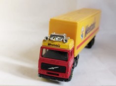 bnk jc Corgi 1231 Volvo Globetrotter Lorry Weetabix 1/64