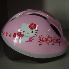 Casca Helmet Hello Kitty Ironway for Your BabyKids foto