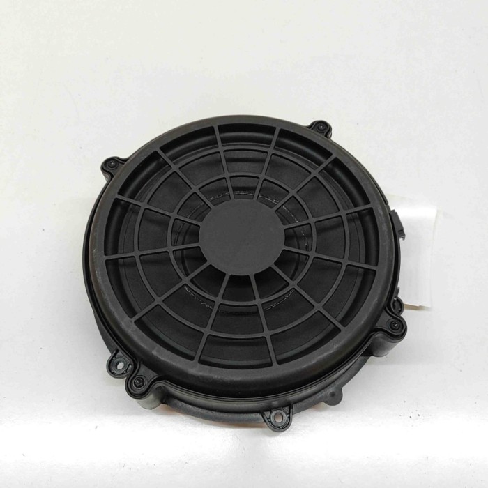 Difuzor ușă dreapta față AUDI E-TRON GT 2022 OEM: 4J3035415 31655940