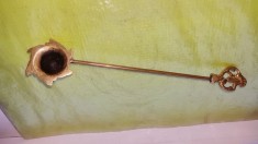 G322-Stingator lumanari vechi in bronz masiv aurit stare foarte buna.Lungime 25 cm.