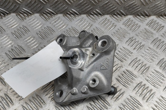 Suport stabilizator st&acirc;nga spate PORSCHE 911 992 2024 OEM: 9GT505261B,9GT.505.261.B,9GT511418A,9GT.511.418.A 25270504