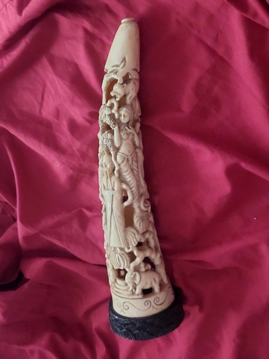 Scultura veche TIP Colt de Elefant cu zeite,lei,serpi,leoparzi,palmieri,35 cm