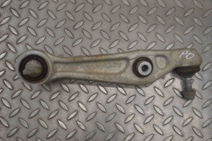 Braț drept dreapta față TESLA MODEL 3 2020 OEM: Sedan | 23879901