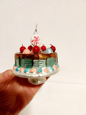 Glob pom Craciun tort / prajitura festiva, sticla, 11cm inaltime, 10cm diametru foto