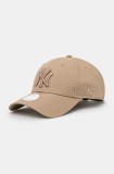 New Era șapcă de baseball din bumbac LEAGUE ESSENTIAL 9FORTY&reg; NEW YORK YANKEES culoarea maro, neted, 60471463