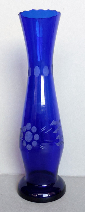 Vaza vintage indigo 26cm, produsa la Fabrica Sticla Tomesti, imitatie Murano