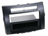 Rama Radio 1 DIN Toyota Corolla Verso (2004-2009) cu Buzunar, Negru, Adaptor Auto