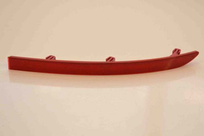 Reflector bara de protecție dreapta spate VW TIGUAN 5N_ 2010 OEM: 5N0945106 1742886