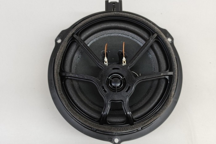Difuzor ușă dreapta spate FORD PUMA J2K, CF7 2020 OEM: H1BT-18808-GB 22151947