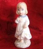 BIBELOU FIGURINA PORTELAN SANBO SPANIA FETITA CU SORICEL 18.5 CM