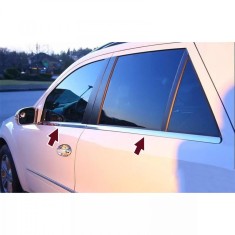Set de 4 ornamente chedere/geamuri crom pentru Mercedes ML Class W163 din 1997-2005
