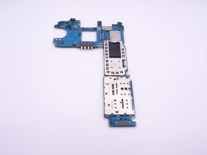 Samsung A3 2016 Placa de baza Fara cont Testata 16/1.5GB A310F, A310F/DS SWAP
