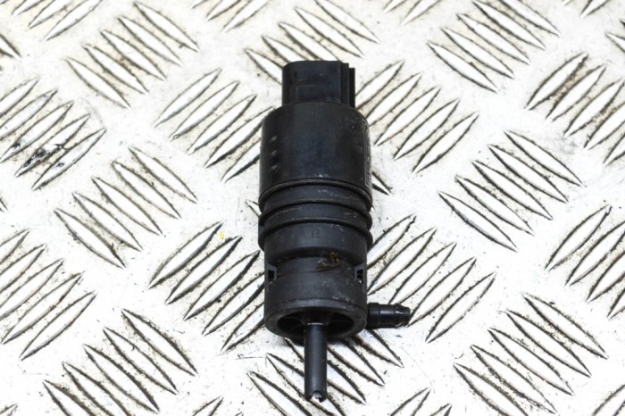Motor rezervor lichid de parbriz BMW 1 F20 2012 OEM: 132640-11,7302589,3437380 14615781