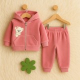 Costumas din catifea pentru fetite, roz pudrat, 2 piese cu hanorac si pantalon