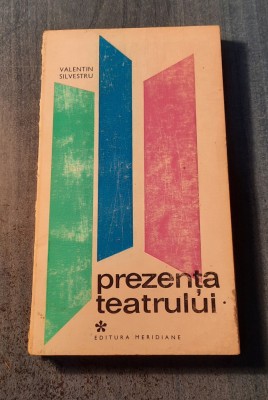 Prezenta teatrului Valentin Silvestru foto